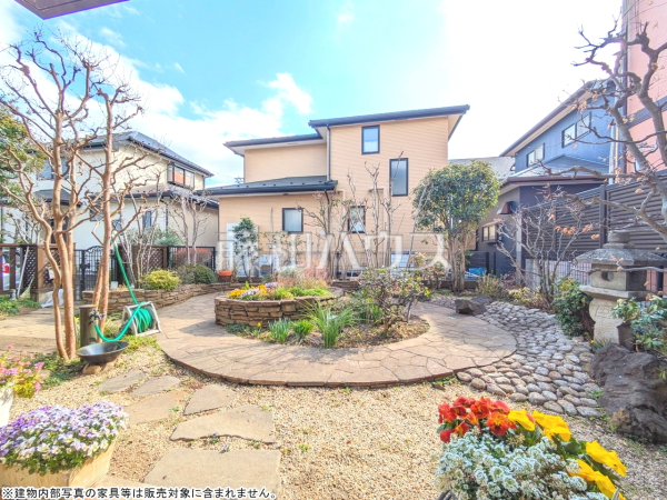 庭　【立川市西砂町６丁目】