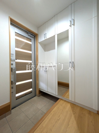 玄関ホール　【和光市諏訪】