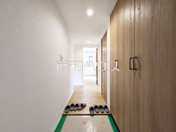 玄関ホール　【ステイツ花小金井ヴェルパセオ】