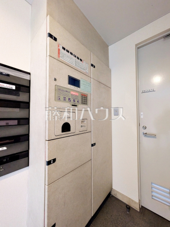 宅配ボックス　【ステイツ花小金井ヴェルパセオ】