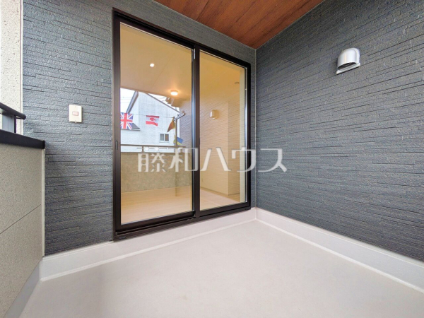 バルコニー　【新座市野寺１丁目】