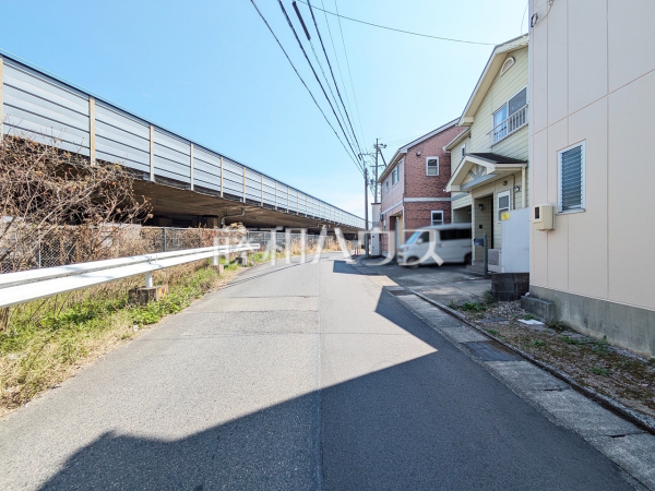 接道状況および現場風景　【小牧市大字間々原新田】