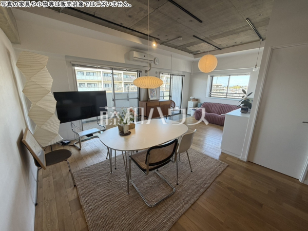 リビング　【エクシオ花小金井】