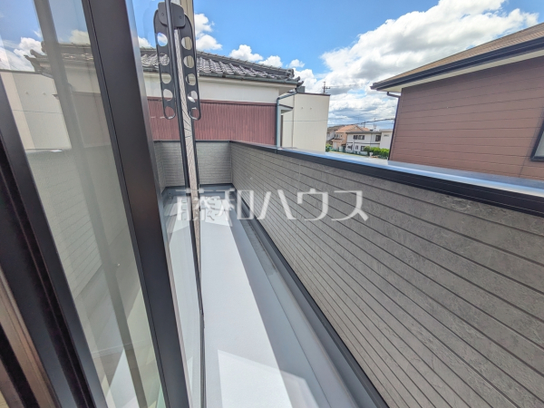 バルコニー　【北名古屋市沖村岡西】