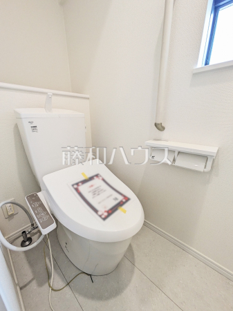 B号棟 トイレ 【東大和市向原4丁目】 B号棟 トイレ 【東大和市向原4丁目】