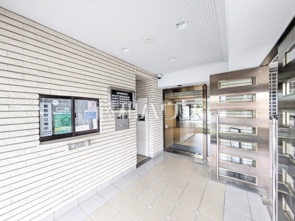 エントランス　【ライオンズテラス高幡不動】