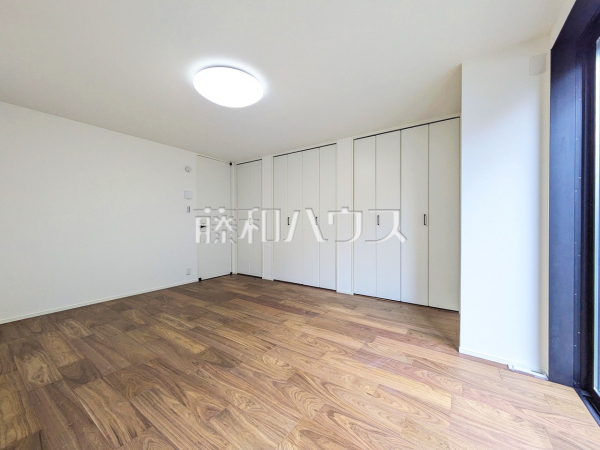 居室　【杉並区阿佐谷南１丁目】
部屋の雰囲気や広さ・眺望・間取りの使い勝手など、是非一度、ご自身の目で確かめてみてください。　