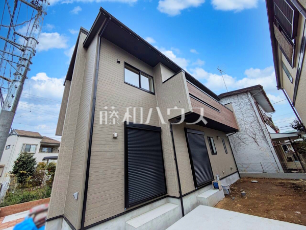 外観　【日野市落川】
生活に溶け込むシンプルなデザインの外観が魅力の新邸です。　