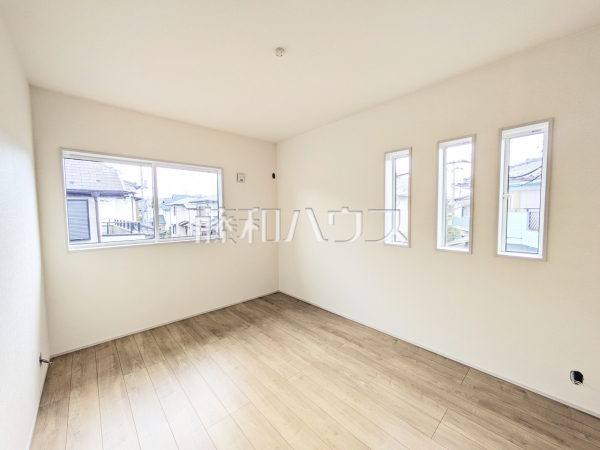 居室　【日野市落川】