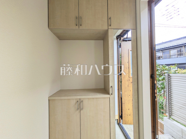 玄関　【日野市落川】