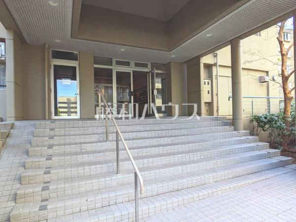 エントランス　【エストラーセ長池　5号棟】