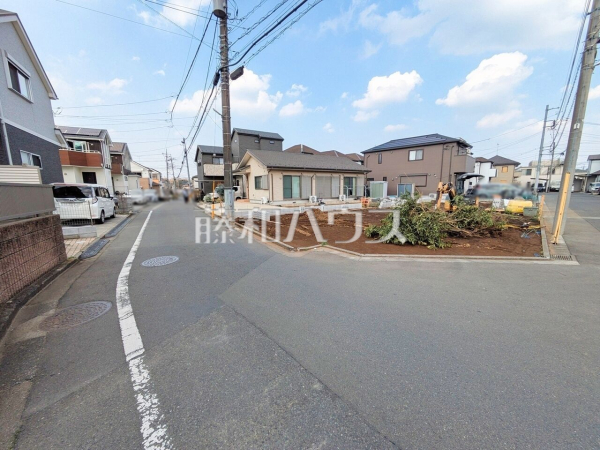 接道状況および現場風景　【東大和市狭山４丁目】