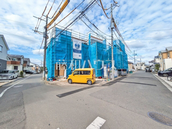 接道状況および現場風景 【東大和市狭山4丁目】 周辺環境はもちろん日当たりや設備仕様など実際に行ってみないと分からないことも多くございます。営業担当がご案内いたしますので、お気軽にお問い合わせください 接道状況および現場風景 【東大和市狭山4丁目】 周辺環境はもちろん日当たりや設備仕様など実際に行ってみないと分からないことも多くございます。営業担当がご案内いたしますので、お気軽にお問い合わせください