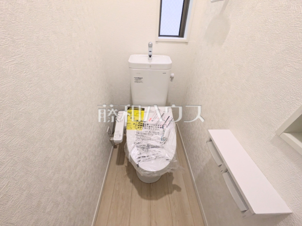 トイレ　【板橋区赤塚２丁目】