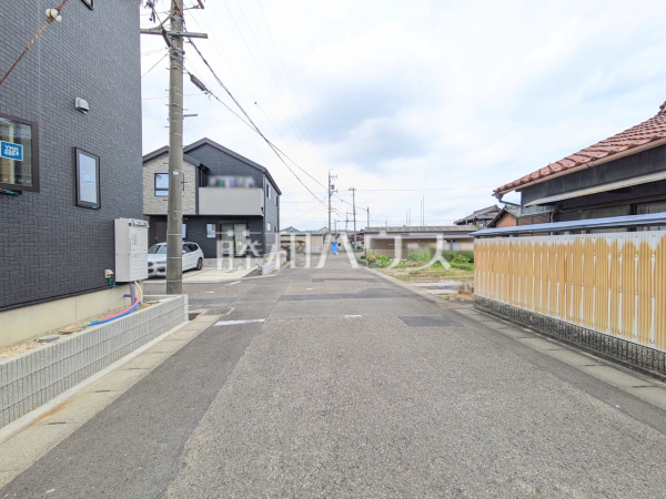 接道状況および現場風景　【北名古屋市中之郷南】