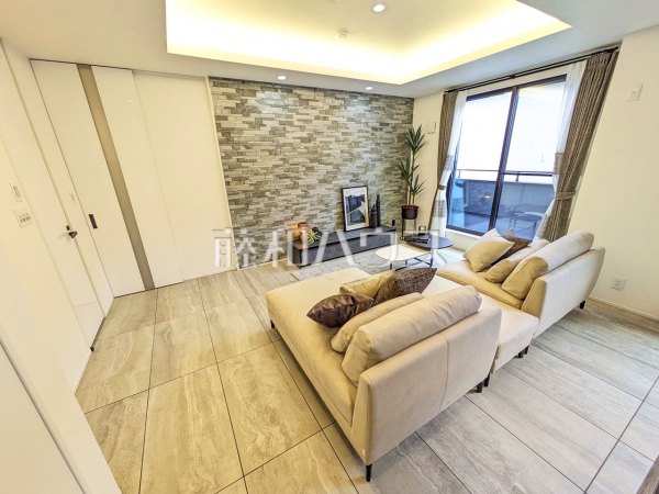 リビング　【杉並区善福寺４丁目】