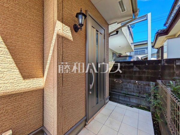 玄関　【小平市大沼町２丁目】