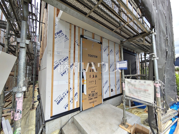 2号棟　玄関　【日野市新町５丁目】