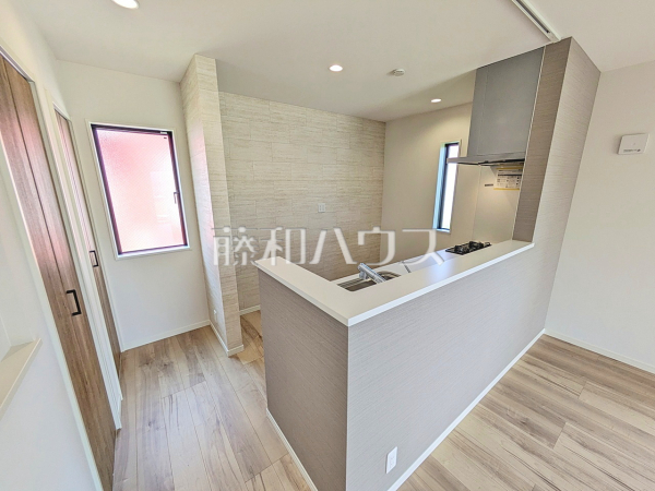 2号棟　キッチン　【日野市新町５丁目】