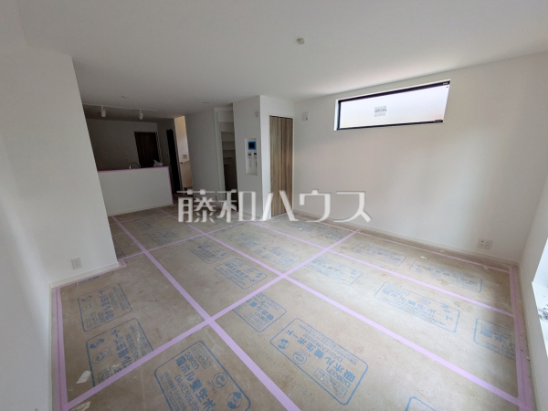 C号棟　リビング　【小金井市本町２丁目】
