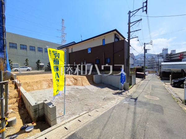 接道状況および現場風景　【福岡市城南区松山１丁目】
