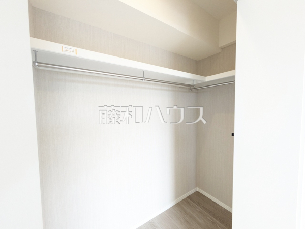 収納　【クレストフォルム高幡不動サウスコート】