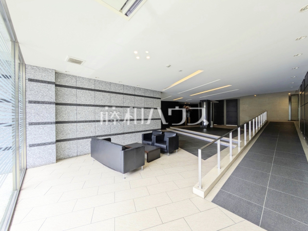 ロビー　【クレストフォルム高幡不動サウスコート】