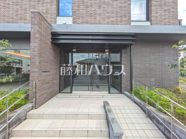 エントランス　【ベルジュール八王子高尾】