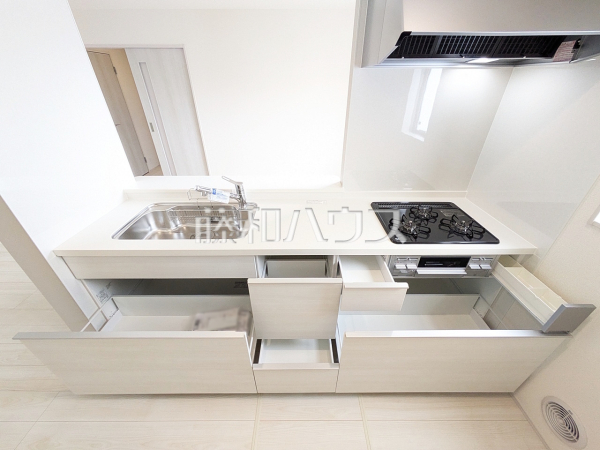 1号棟　キッチン　【北中城村字瑞慶覧】