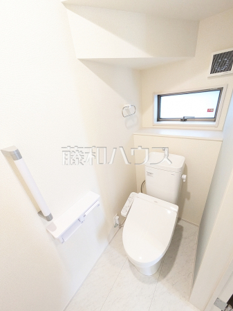 1号棟　トイレ　【北中城村字瑞慶覧】