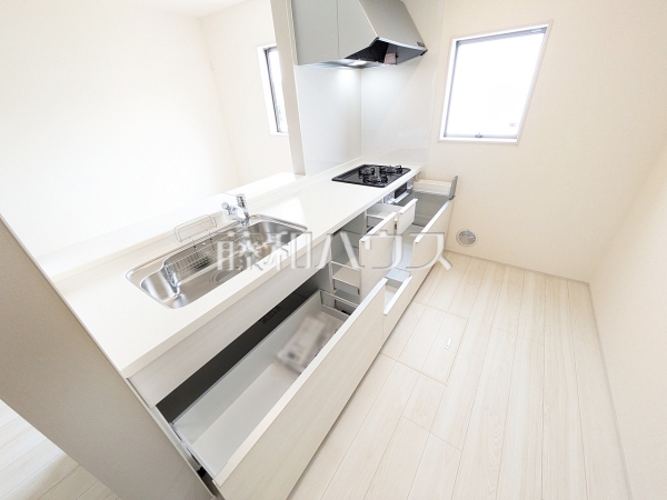 1号棟　キッチン　【北中城村字瑞慶覧】