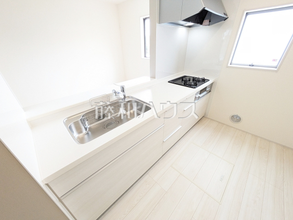 1号棟　キッチン　【北中城村字瑞慶覧】