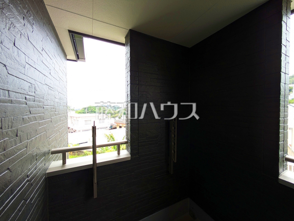1号棟　バルコニー　【北中城村字瑞慶覧】