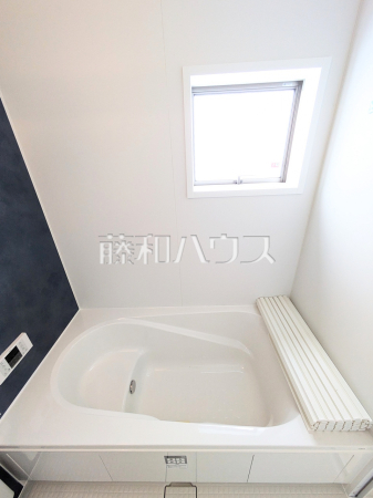 1号棟　浴槽　【北中城村字瑞慶覧】