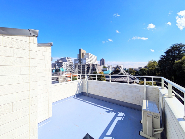ルーフバルコニー　【杉並区堀ノ内３丁目】