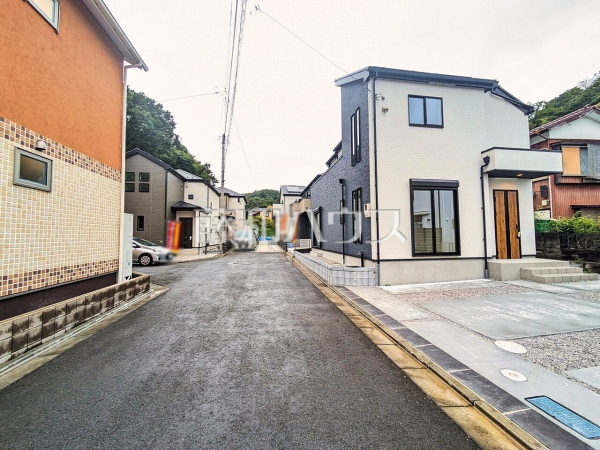 接道状況および現場風景　【八王子市弐分方町】