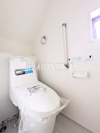 1号棟　トイレ　【八王子市弐分方町】