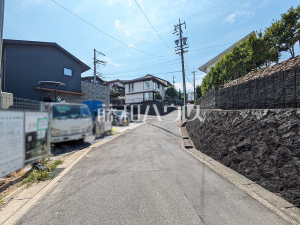 接道状況および現場風景　【名古屋市守山区大字上志段味字東谷】