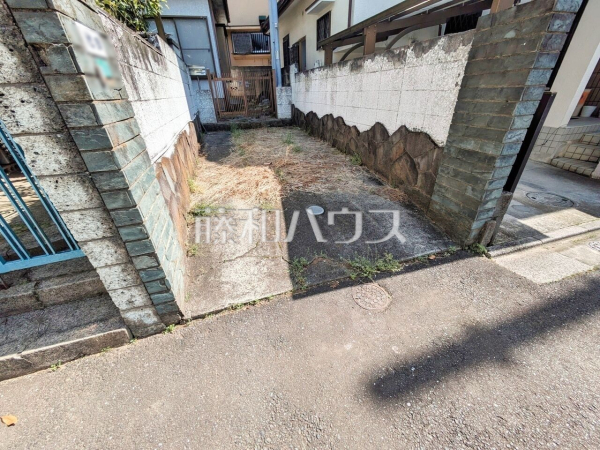現地写真(現況：古屋有)　【新座市片山３丁目】