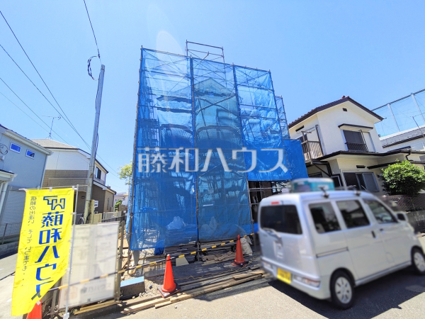 ≪現地外観≫見学はしたいけど、なかなか時間が取れない・・・そんな方に出勤前や仕事終わりにマイホームを見学できるサポートをいたします。【府中市西府町４丁目】