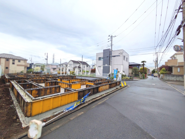 接道状況および現場風景　【三鷹市北野４丁目】