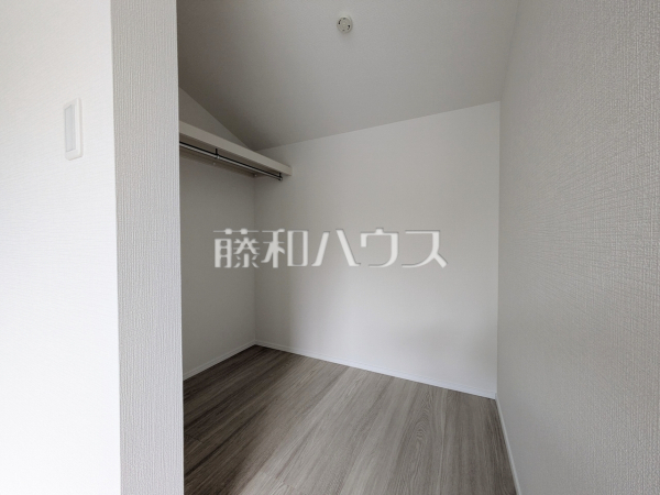 ウォークインクローゼット 【武蔵野市吉祥寺南町3丁目】 ウォークインクローゼット 【武蔵野市吉祥寺南町3丁目】