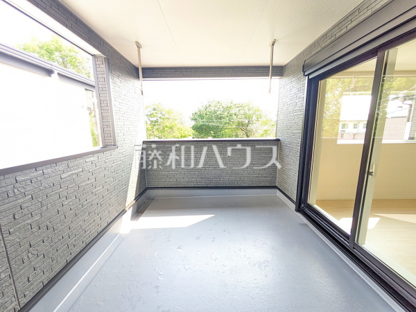 バルコニー　【春日井市東野町３丁目】