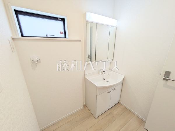 2号棟　洗面室　【宜野湾市上原２丁目】