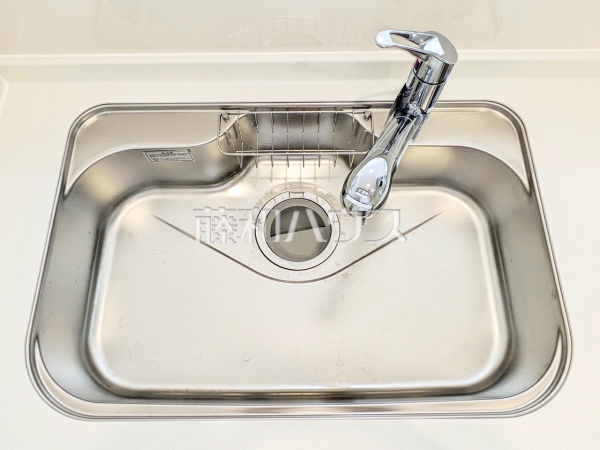 2号棟　キッチンシンク　【宜野湾市上原２丁目】