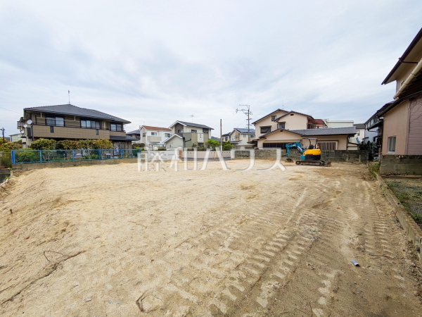 経験豊かなスタッフが分譲地だけでなく学校、スーパー、公園と周辺環境も合わせてご案内致します。　外観　【福岡市早良区干隈４丁目】