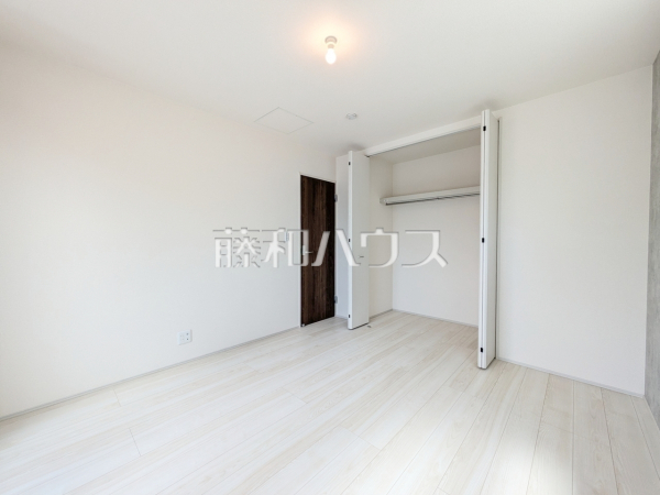 居室　【練馬区谷原１丁目】