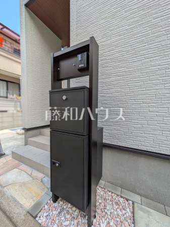TVモニター付きインターホン・郵便ポスト・宅配ボックス　【練馬区谷原１丁目】