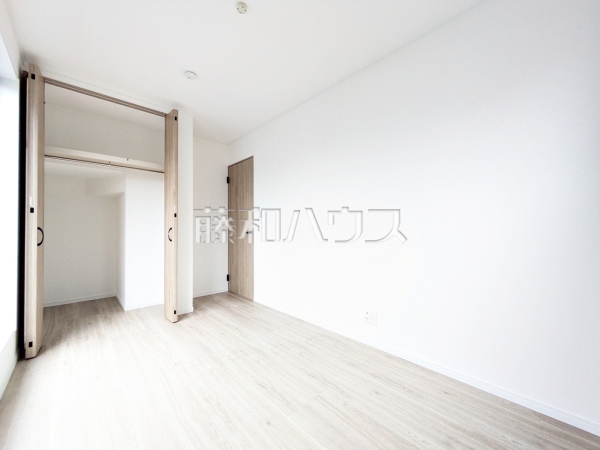 居室　【立川市栄町５丁目】