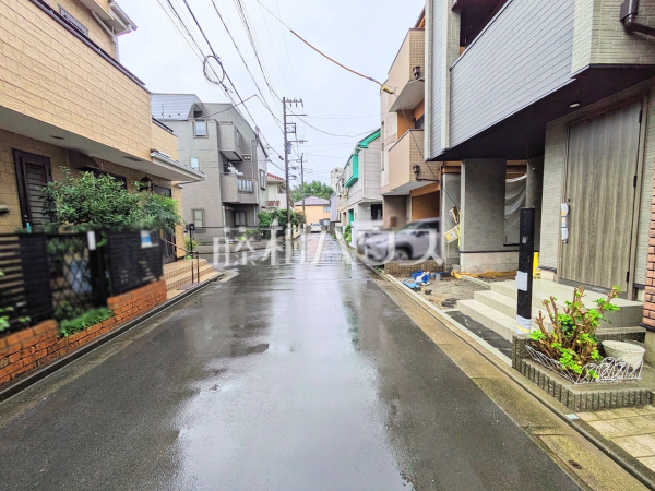 接道状況および現場風景　【杉並区上高井戸１丁目】